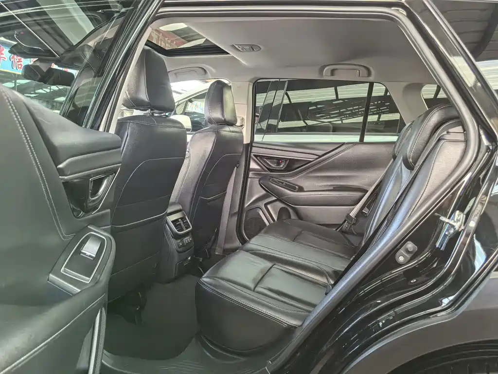 Subaru Outback — миниатюра 5
