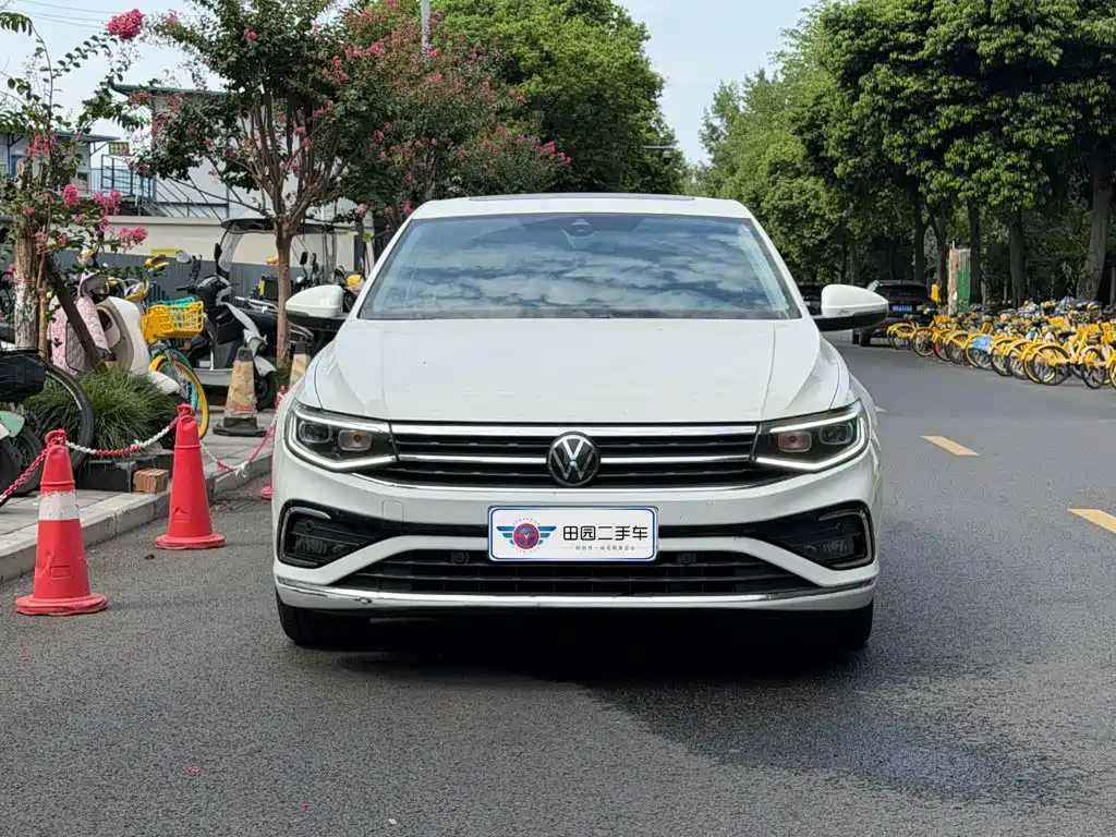 Volkswagen Bora — миниатюра 2