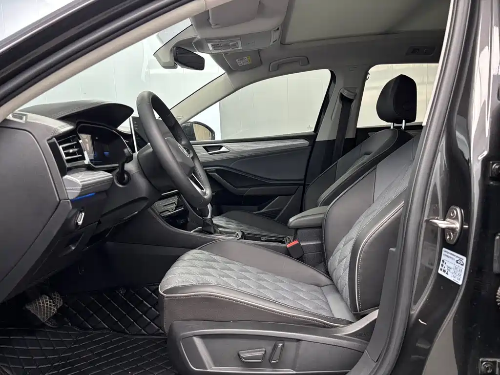 Volkswagen Sagitar — миниатюра 4