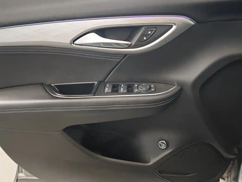 Buick Envision S — миниатюра 6