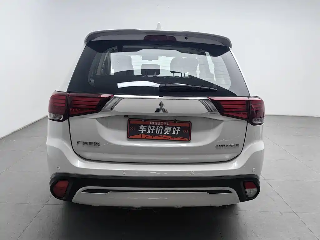 Mitsubishi Outlander — миниатюра 4