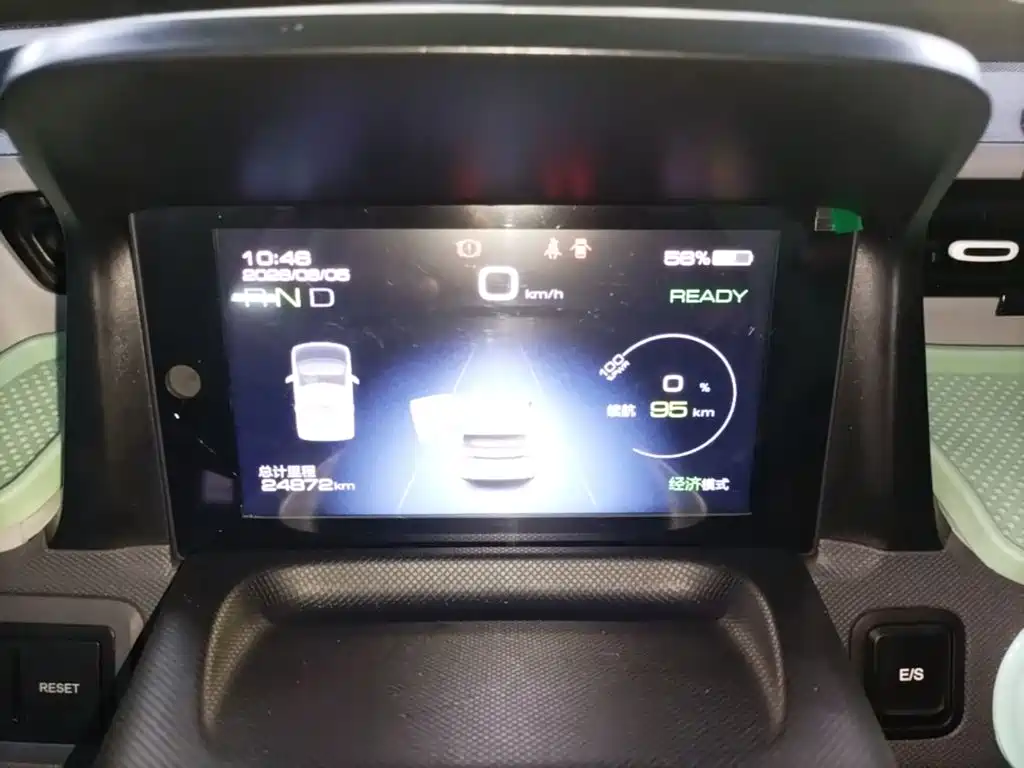 Wuling MINIEV — миниатюра 12