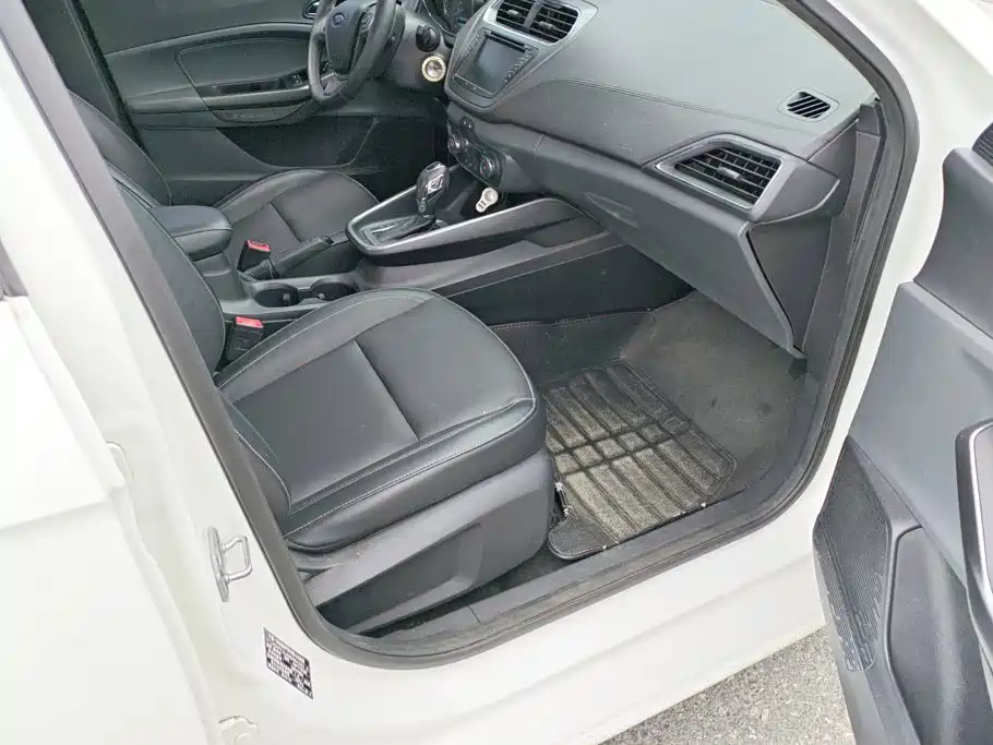 Ford Escort — миниатюра 8