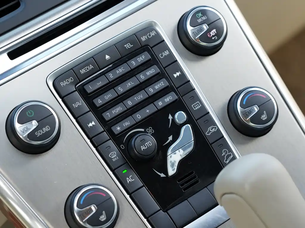 Volvo XC60 (Import) — миниатюра 19