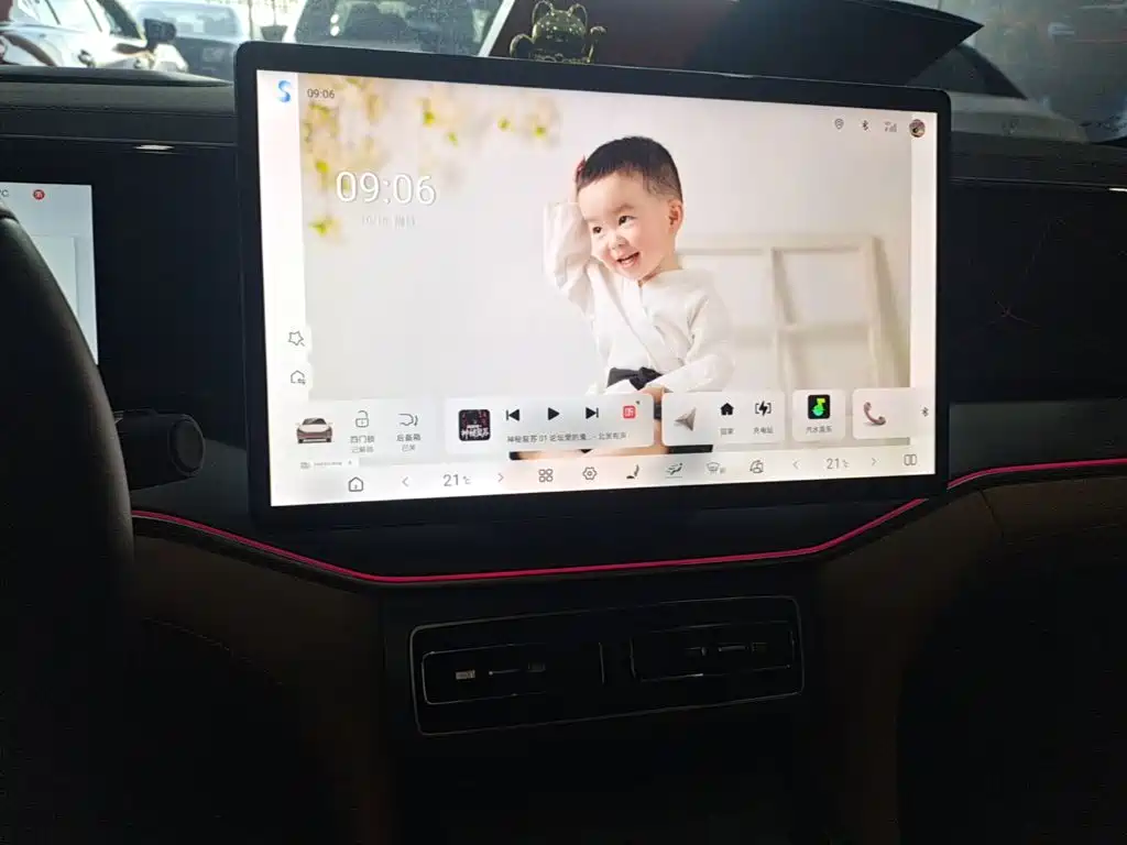BYD L DM-i — миниатюра 13