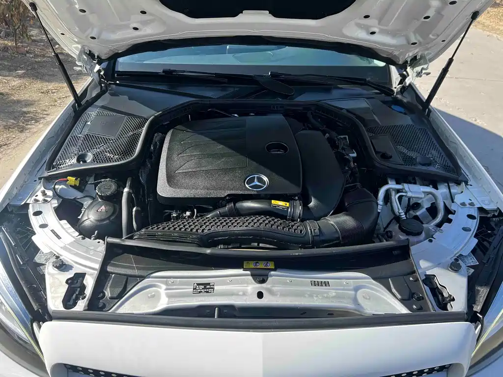 Mercedes-Benz C-Class — миниатюра 18