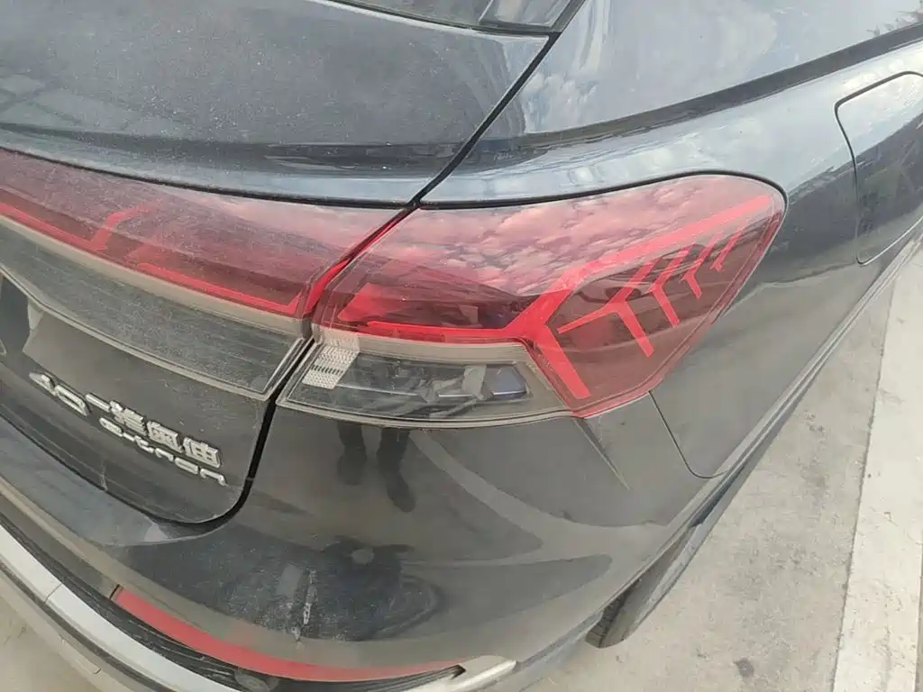 Audi Q4 e-tron — миниатюра 8