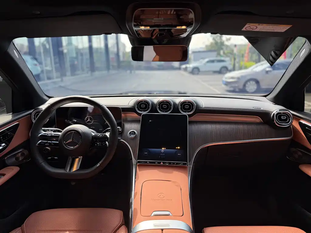 Mercedes-Benz GLC — миниатюра 21