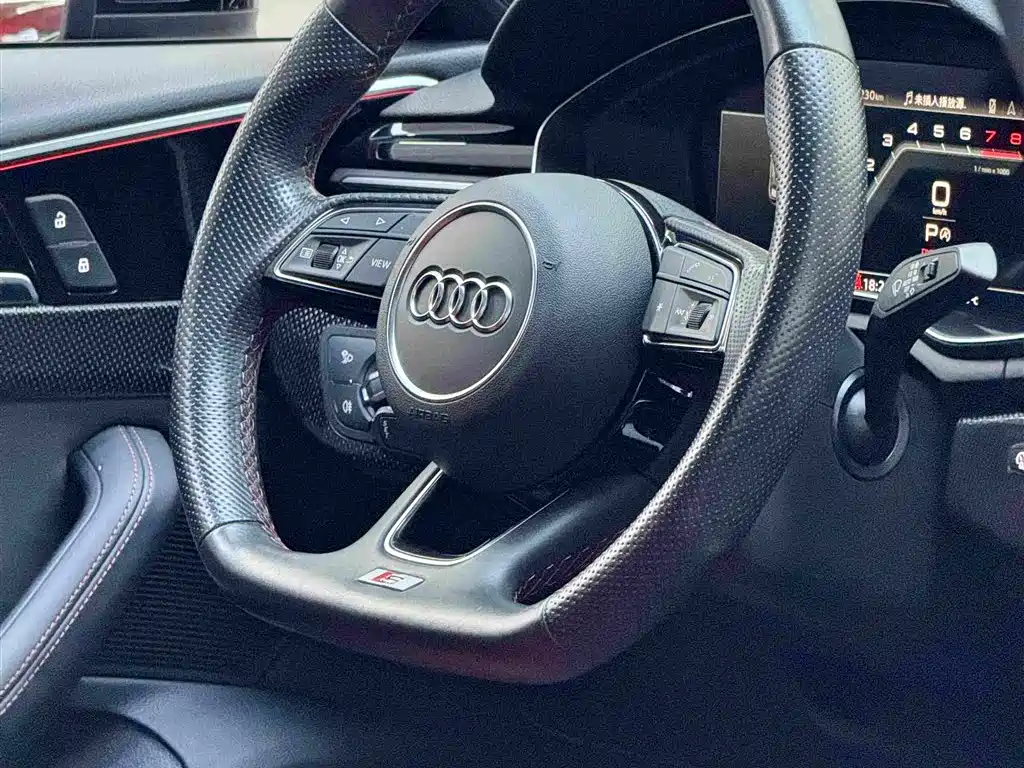 Audi S4 — миниатюра 11
