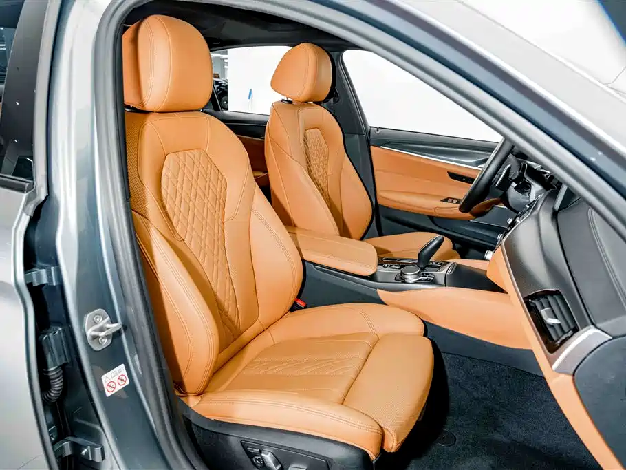 BMW 5 Series (Import) — миниатюра 19