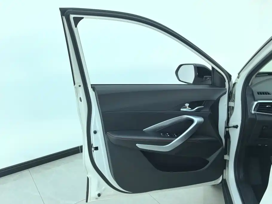 Baojun 510 — миниатюра 7