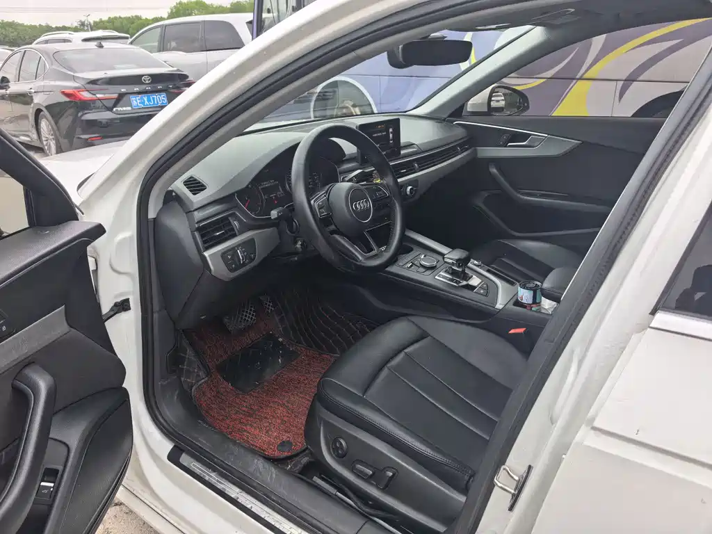 Audi A4L — миниатюра 4
