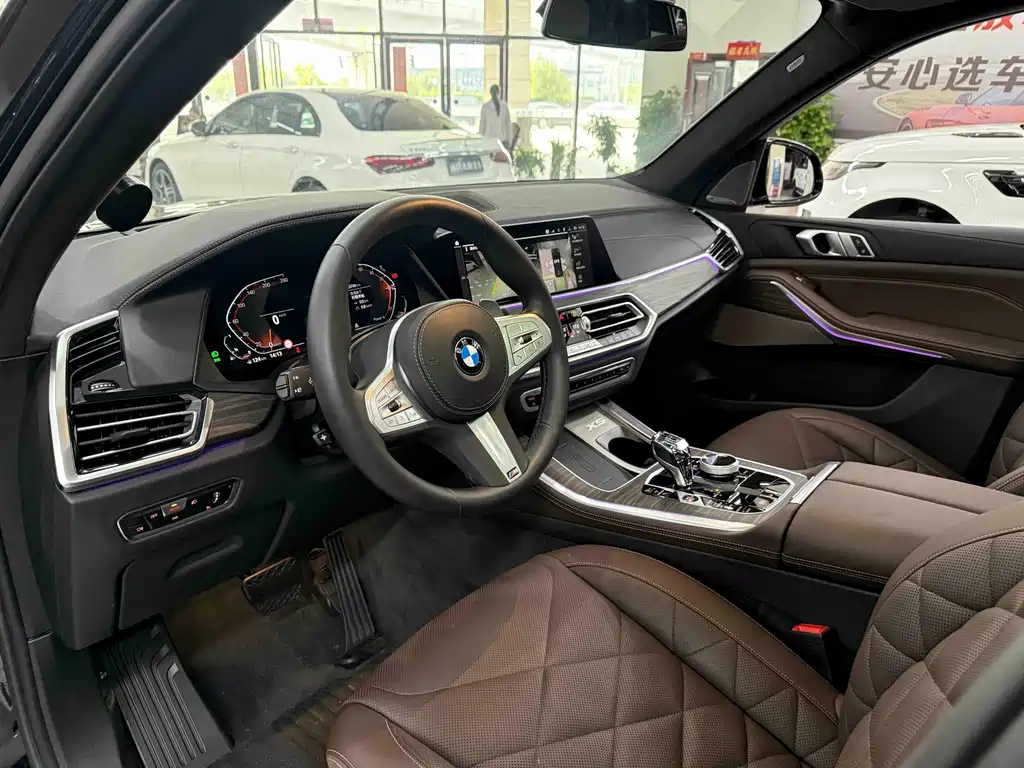 BMW X5 — миниатюра 12