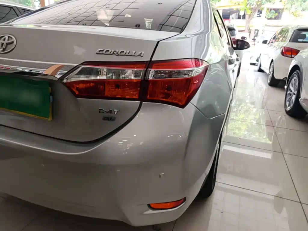 Toyota Corolla — миниатюра 8