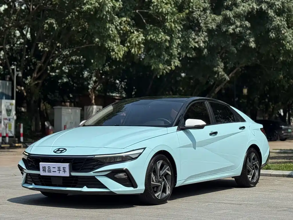 Hyundai Elantra — миниатюра 4