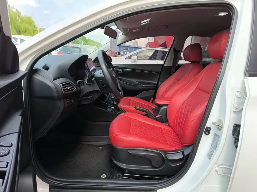 Hyundai Elantra — миниатюра 15