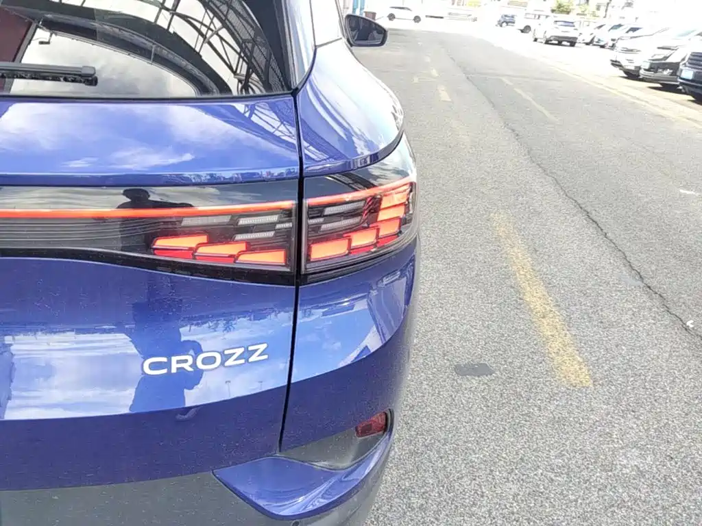 Volkswagen ID.4 Crozz — миниатюра 8