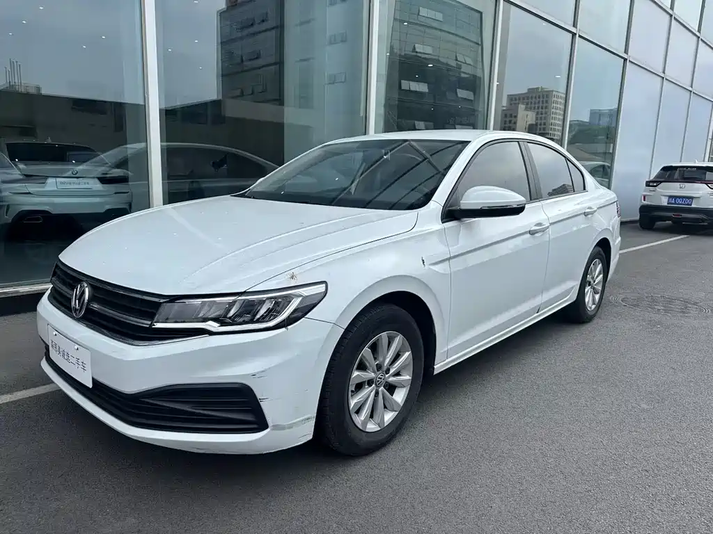 Купить Volkswagen Bora