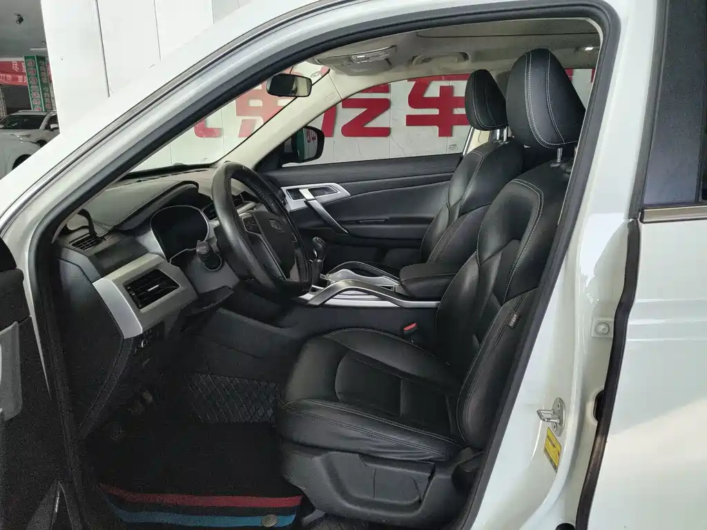 Geely Boyue — миниатюра 8