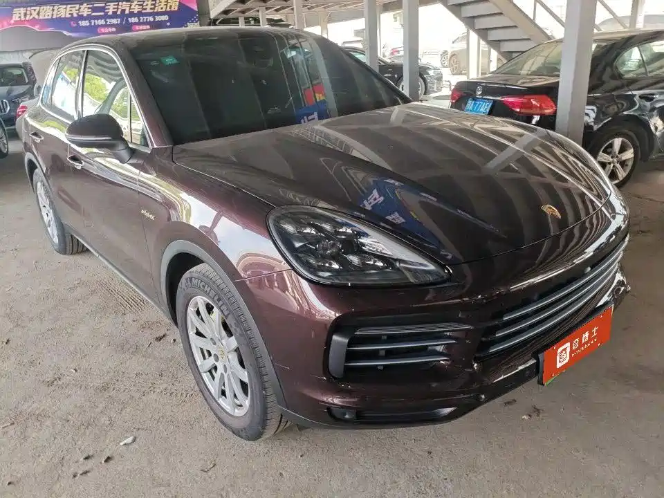 Porsche Cayenne Hybrid — миниатюра 2