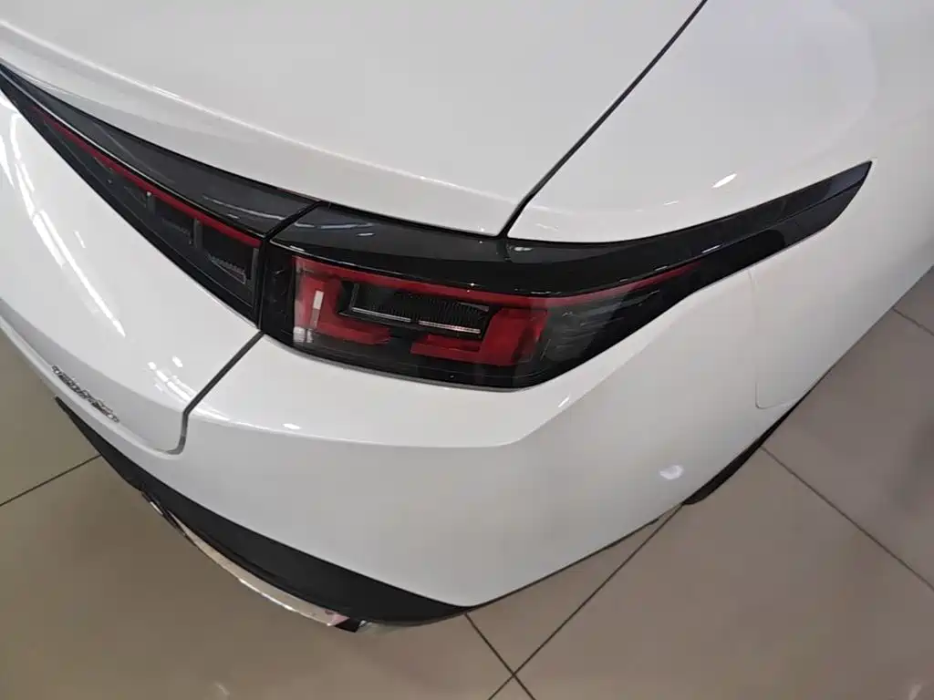 Changan Yida — миниатюра 8