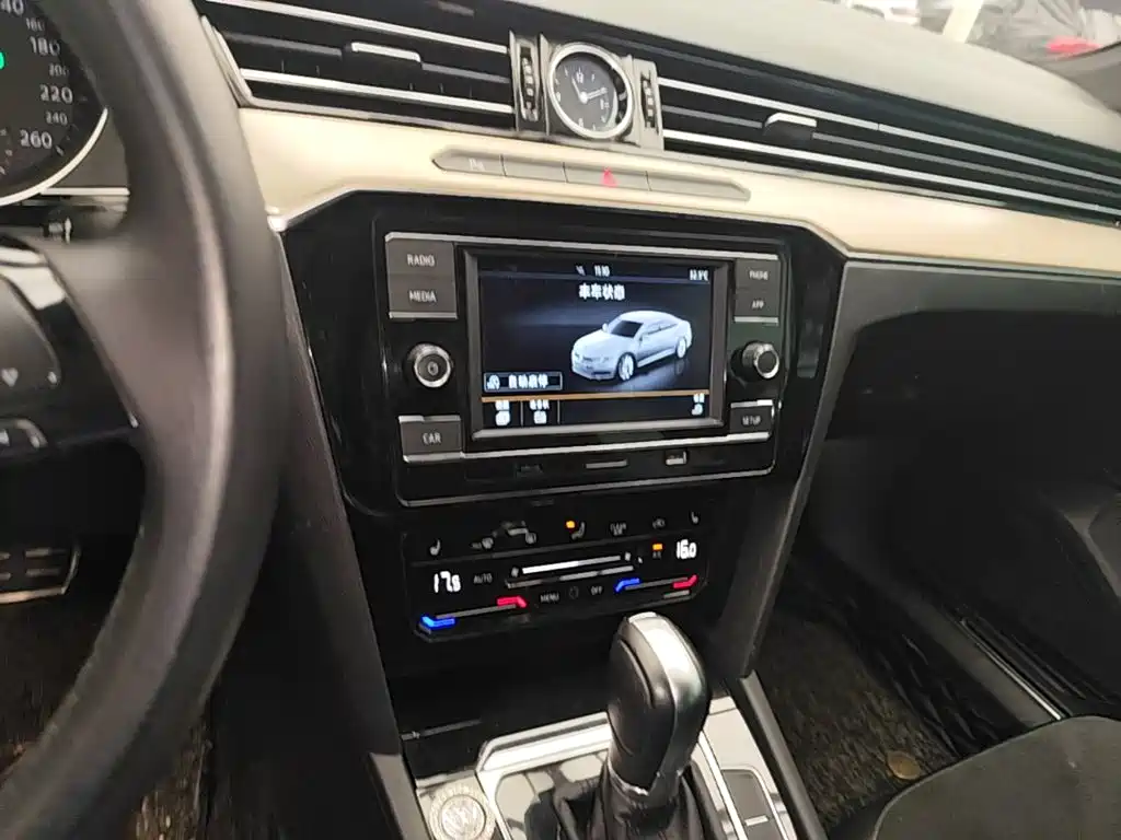 Volkswagen CC — миниатюра 13