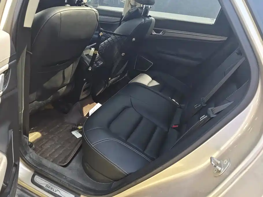 Geely Emgrand GS — миниатюра 11