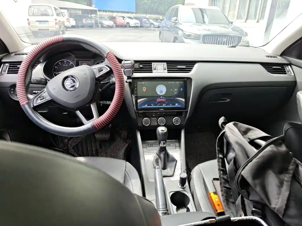 Skoda Octavia — миниатюра 10