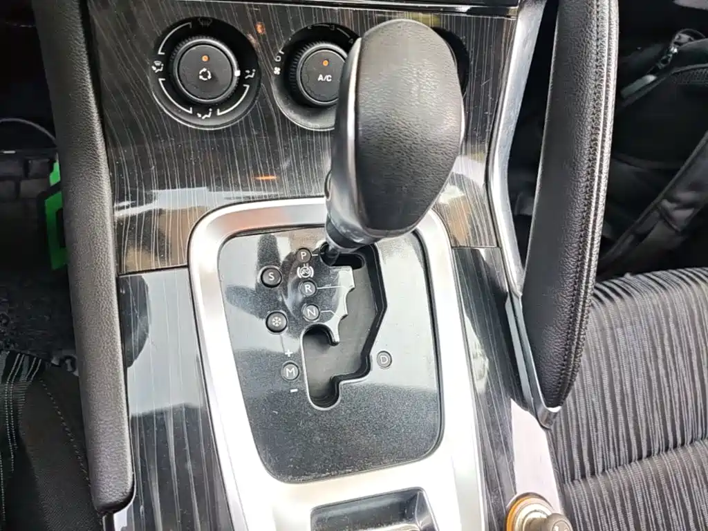 Peugeot 3008 — миниатюра 14
