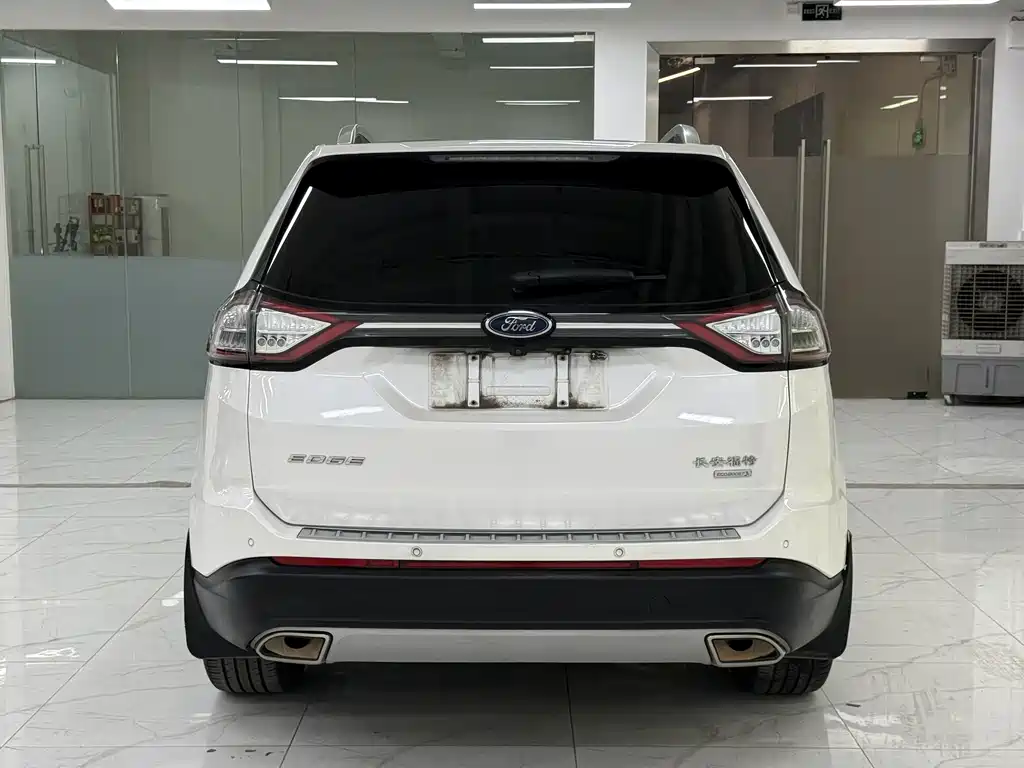 Ford Edge — миниатюра 5