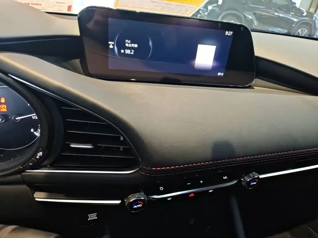 Mazda 3 Axela — миниатюра 13