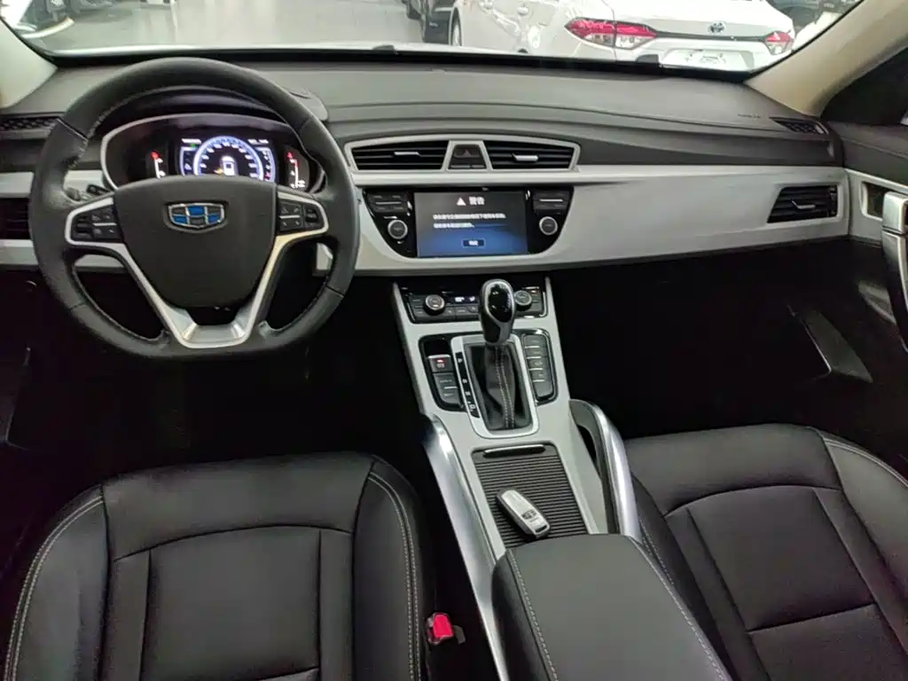 Geely Boyue — миниатюра 10
