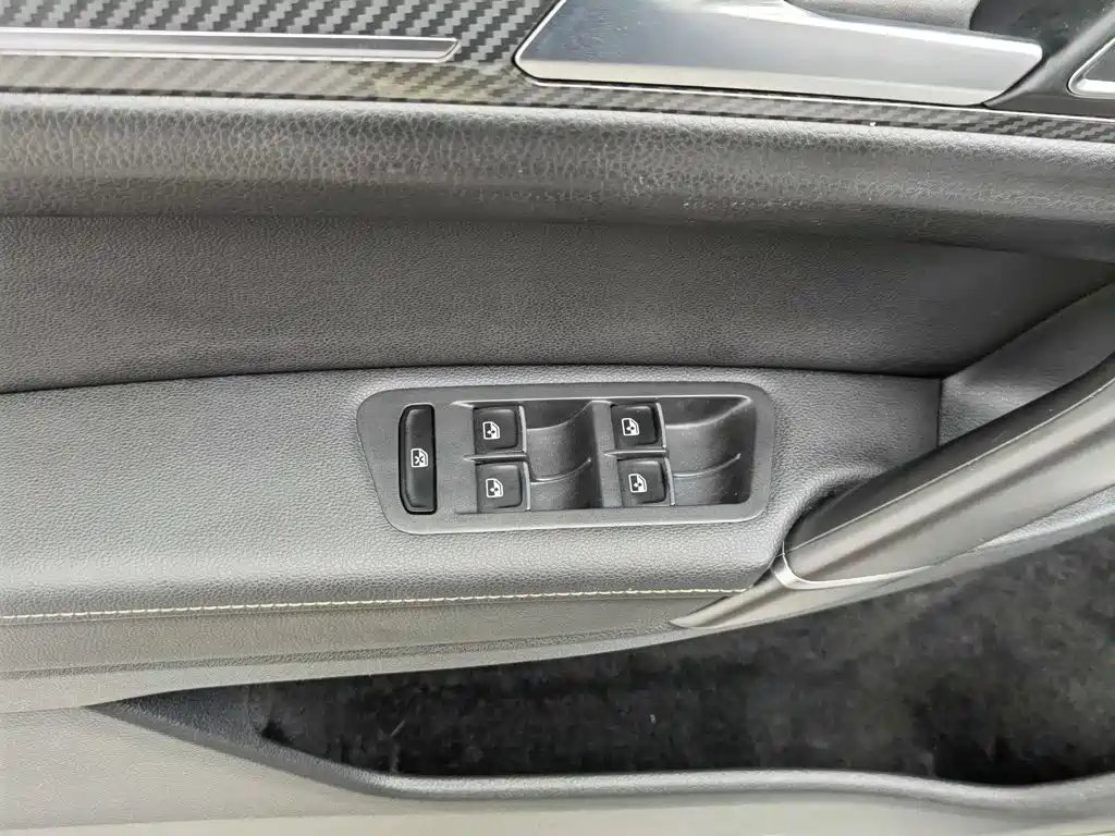 Volkswagen Golf Sportsvan — миниатюра 9