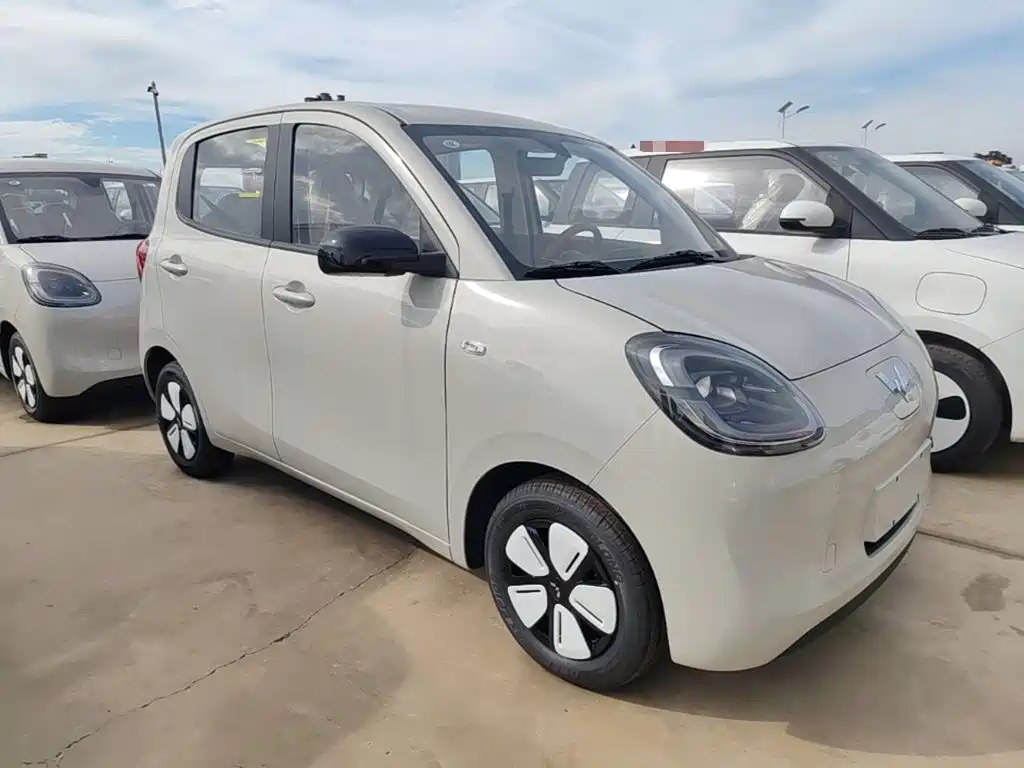 Wuling MINIEV — миниатюра 4