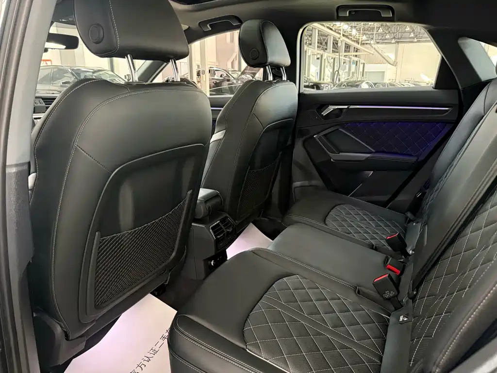 Audi Q3 Sportback — миниатюра 7