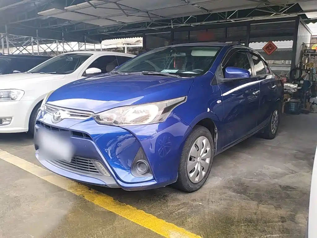 Toyota Yaris L