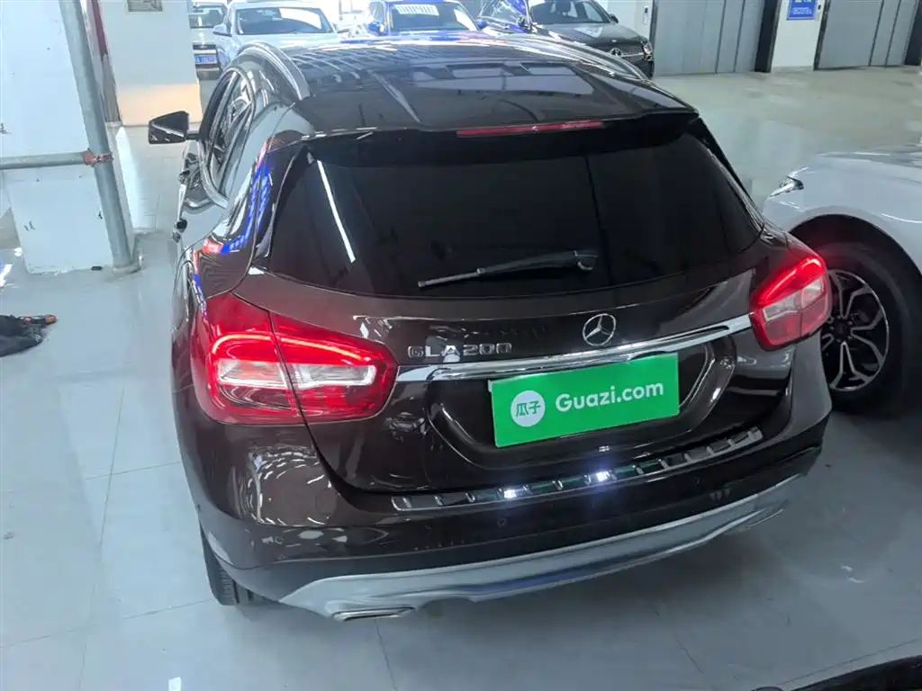 Mercedes-Benz GLA 2016 GLA 200 Fashion