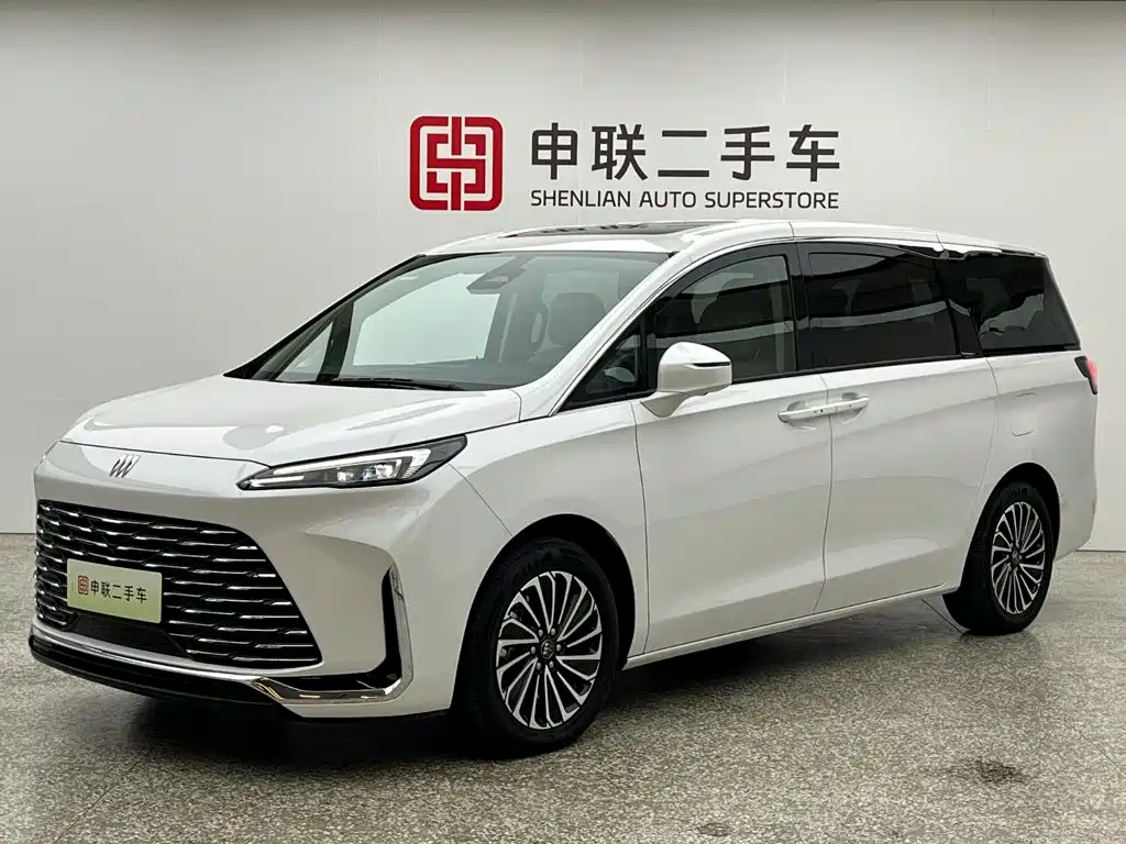 Buick GL8 Hybrid