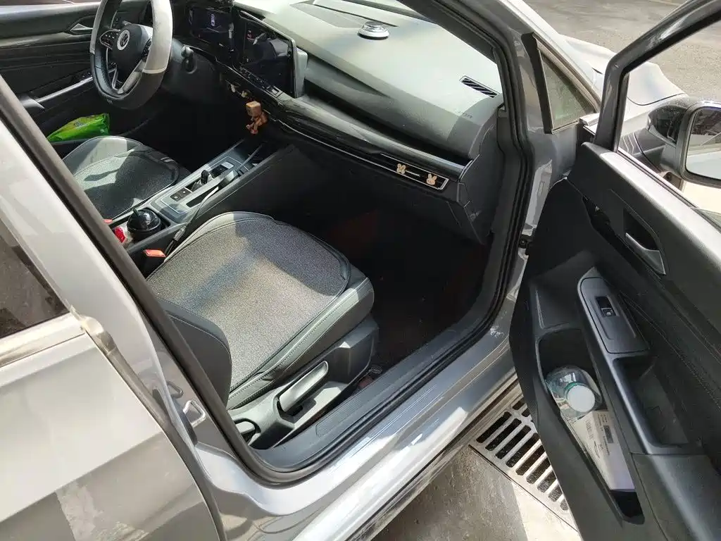 Volkswagen Golf — миниатюра 19