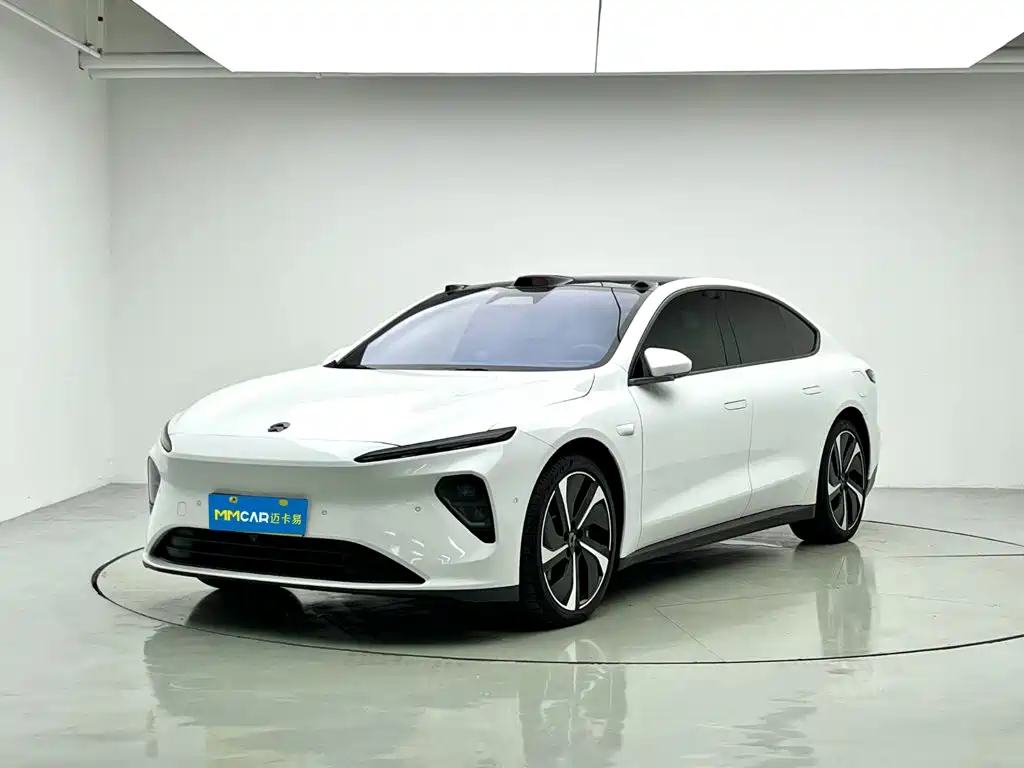 NIO ET7