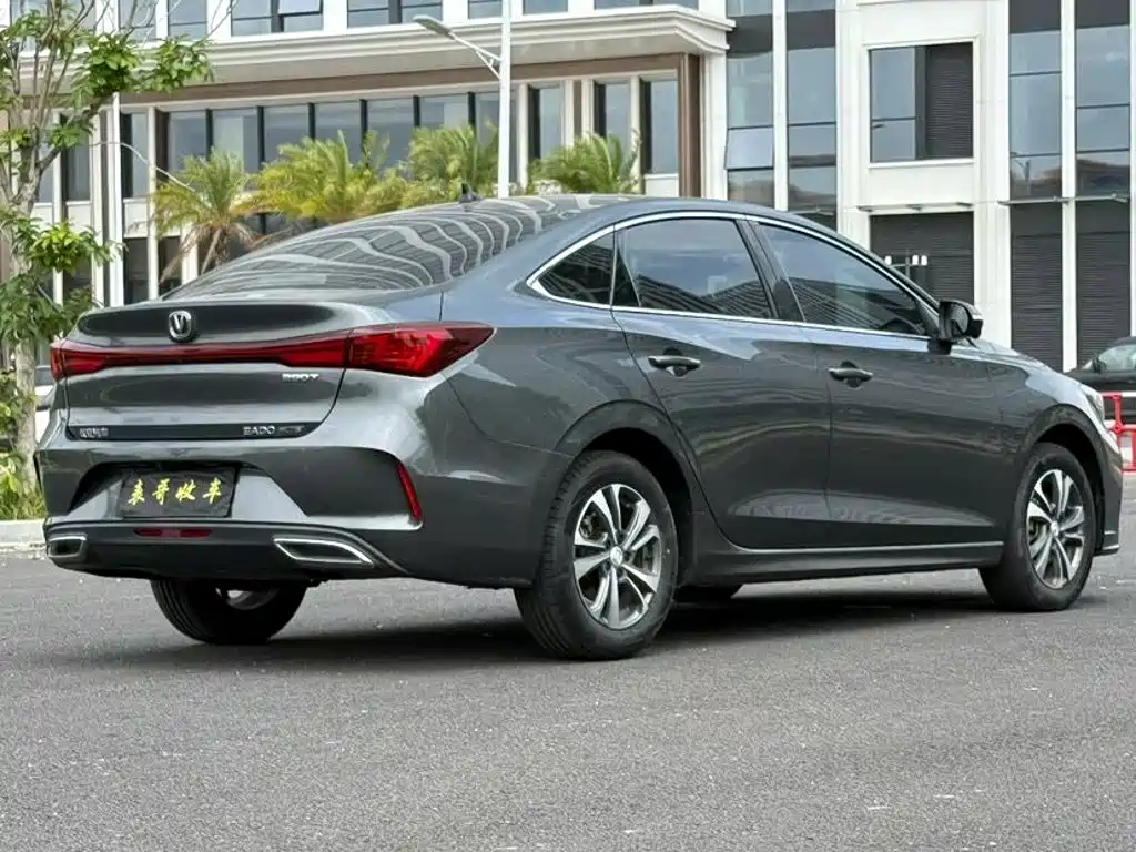 Changan Eado — миниатюра 9