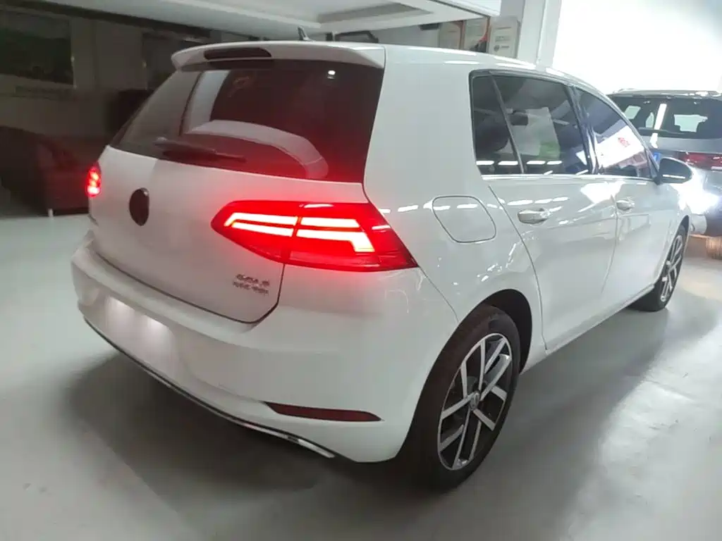 Volkswagen Golf — миниатюра 7