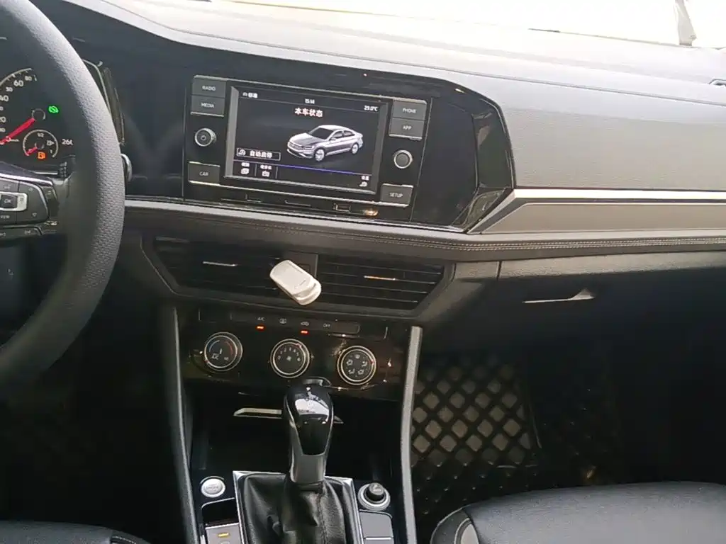 Volkswagen Sagitar — миниатюра 13