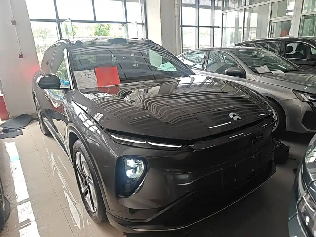 NIO ES6 — миниатюра 4