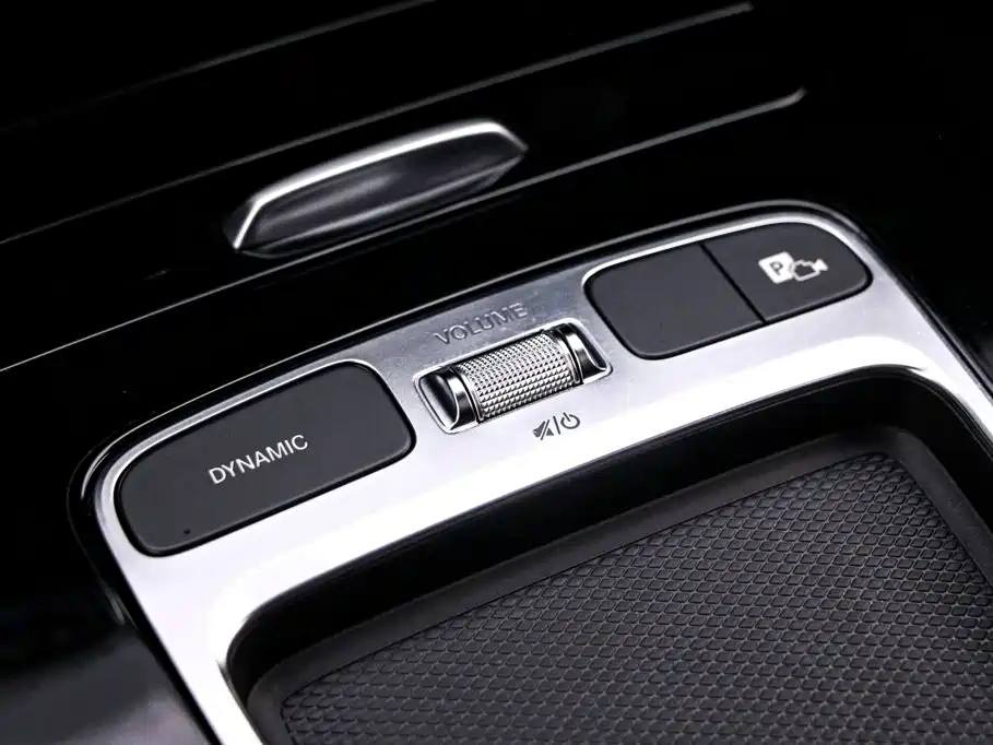 Mercedes-Benz A-Class — миниатюра 11
