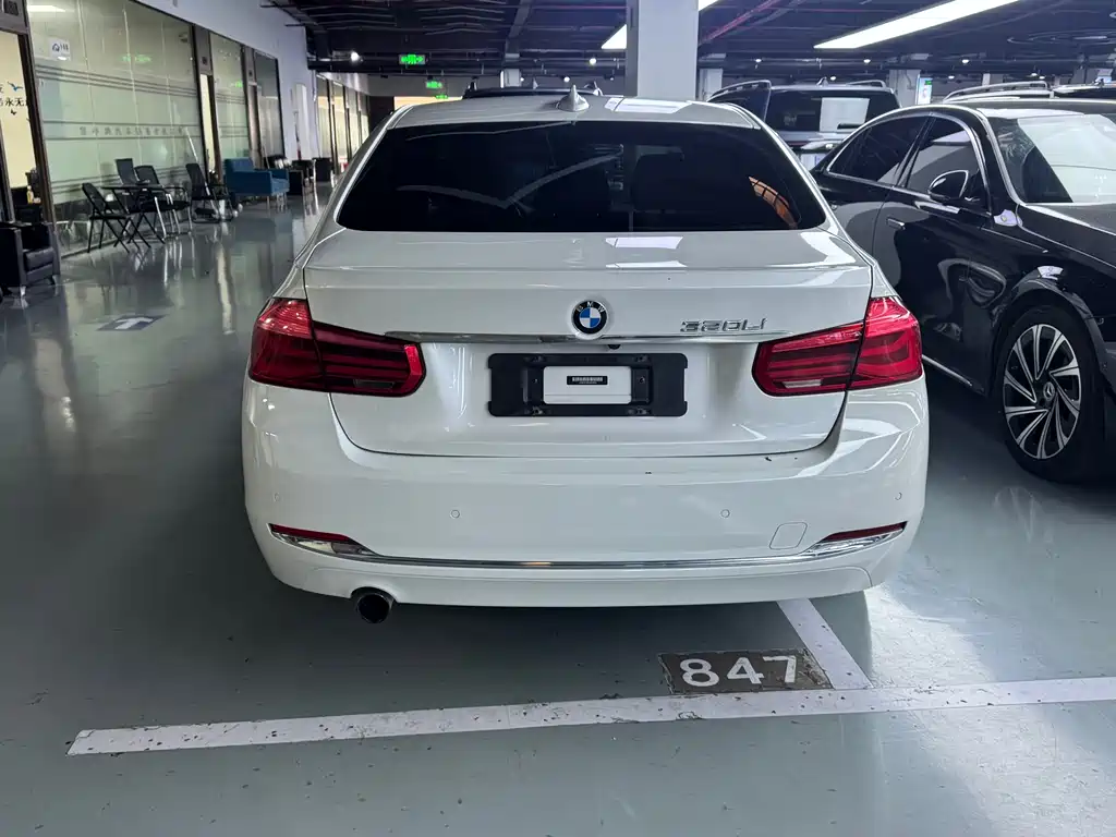 BMW 3 Series — миниатюра 4