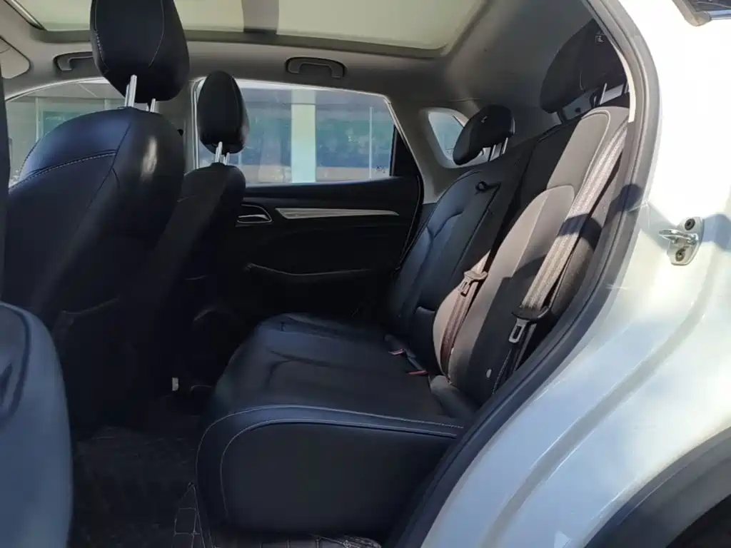 Roewe RX3 — миниатюра 17