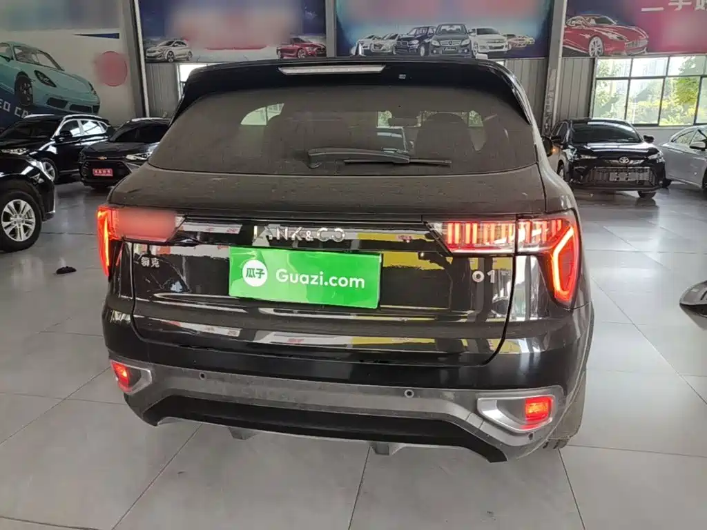Lynk & Co 01 — миниатюра 6