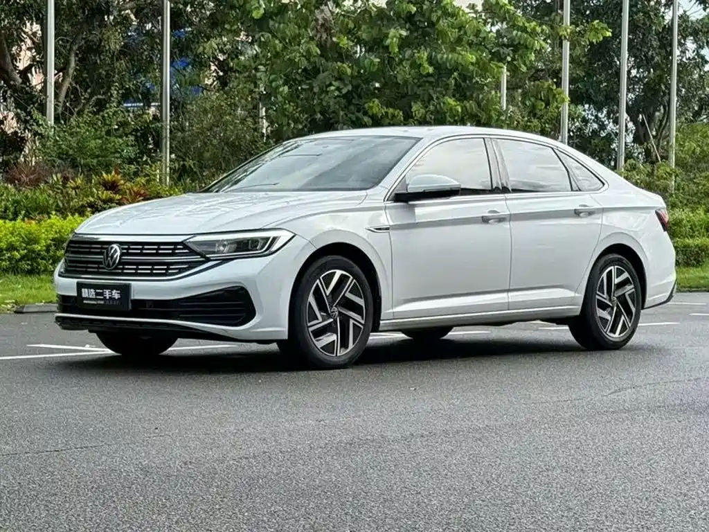Volkswagen Sagitar — миниатюра 2
