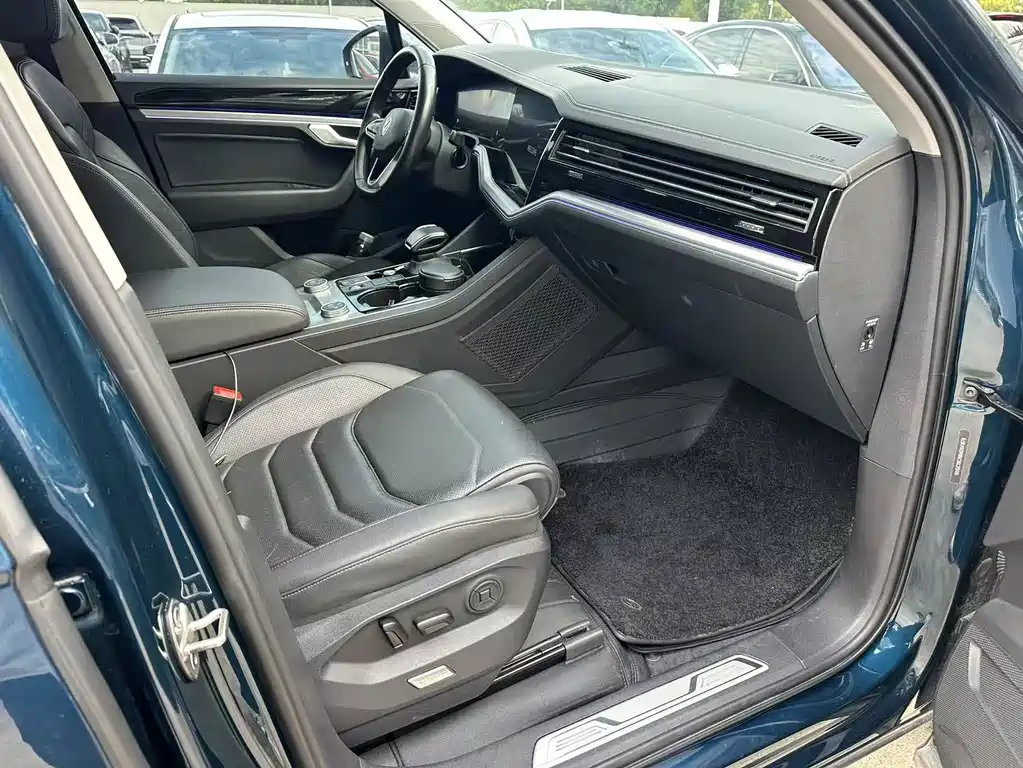 Volkswagen Touareg — миниатюра 5
